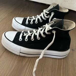 Women’s Platform Converse